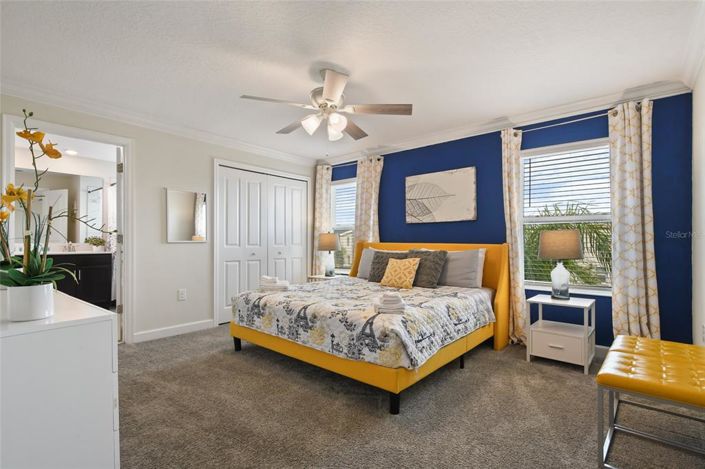 Image No.30-4 Bed Townhouse for sale