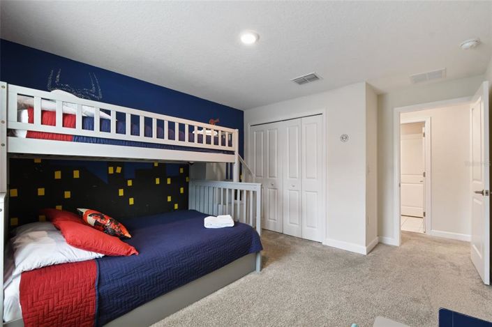 Image No.40-4 Bed Townhouse for sale