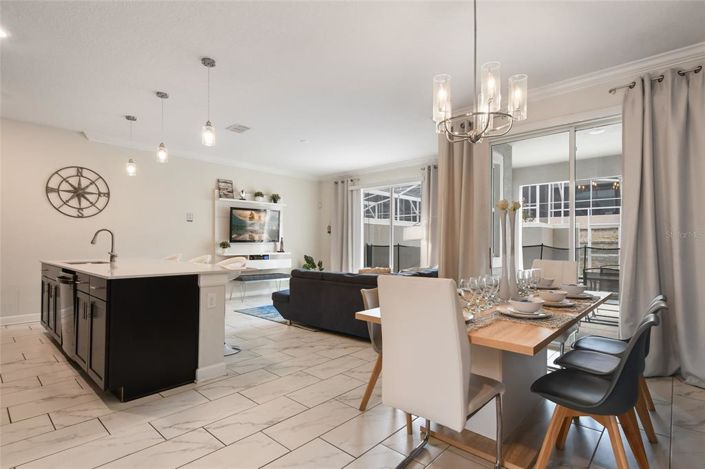 Image No.9-4 Bed Townhouse for sale