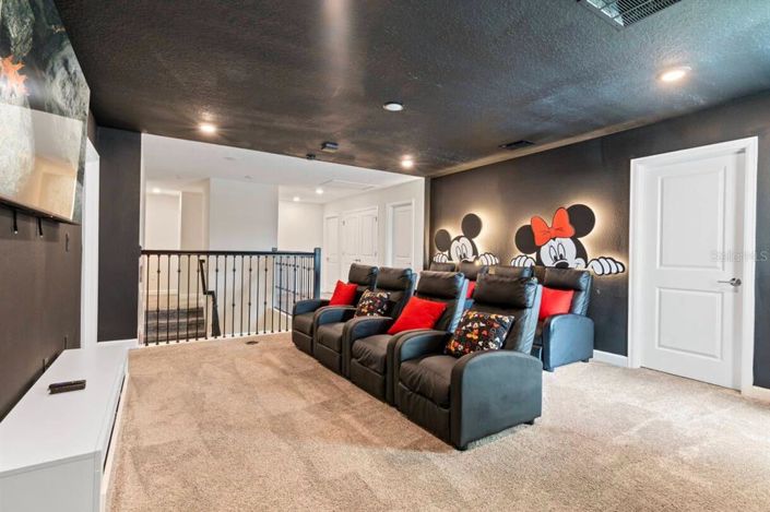 Image No.4-8 Bed House for sale