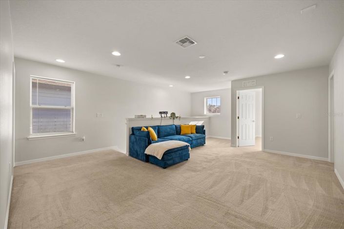 Image No.18-3 Bed House for sale