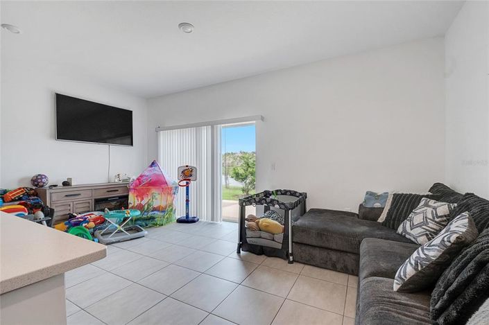 Image No.14-3 Bed Townhouse for sale