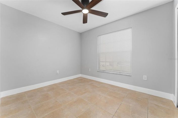 Image No.19-3 Bed House for sale