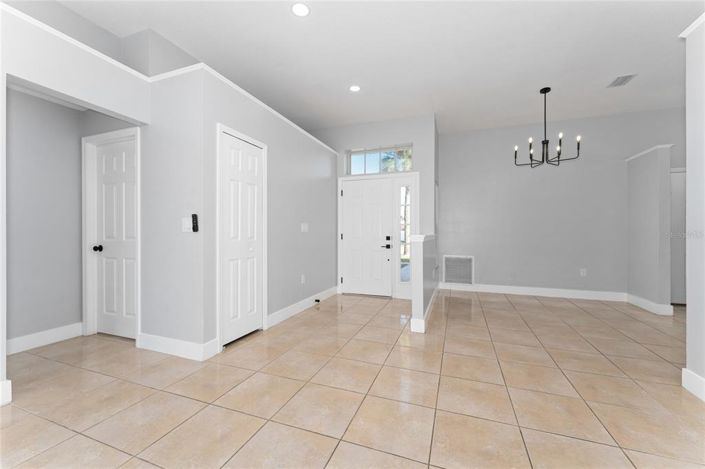 Image No.6-3 Bed House for sale