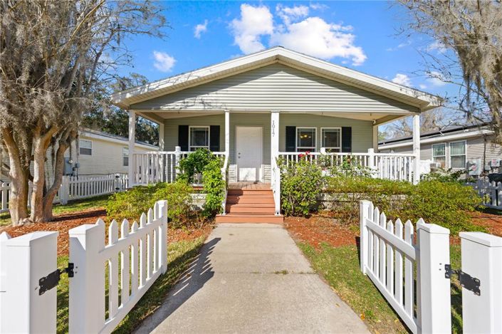 Image No.2-3 Bed House for sale