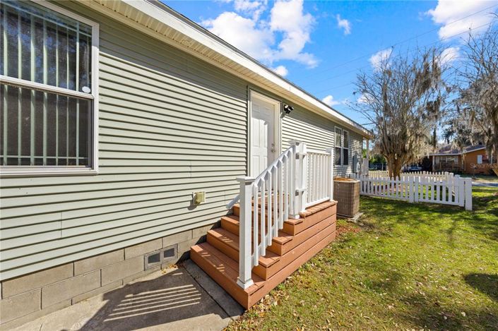 Image No.30-3 Bed House for sale