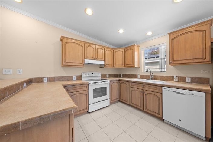 Image No.6-3 Bed House for sale