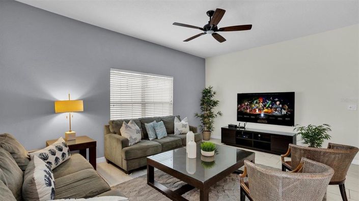 Image No.7-5 Bed Townhouse for sale