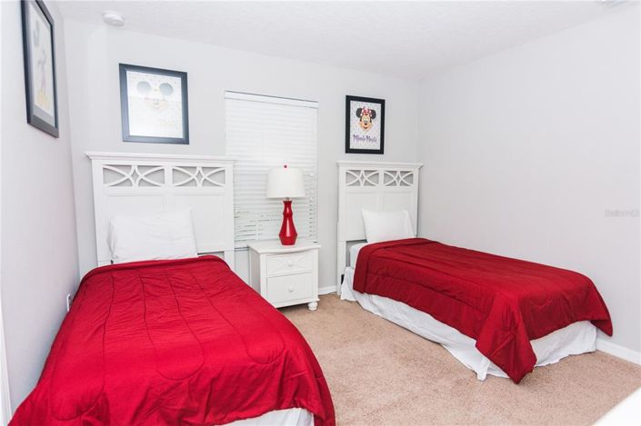 Image No.23-5 Bed Townhouse for sale