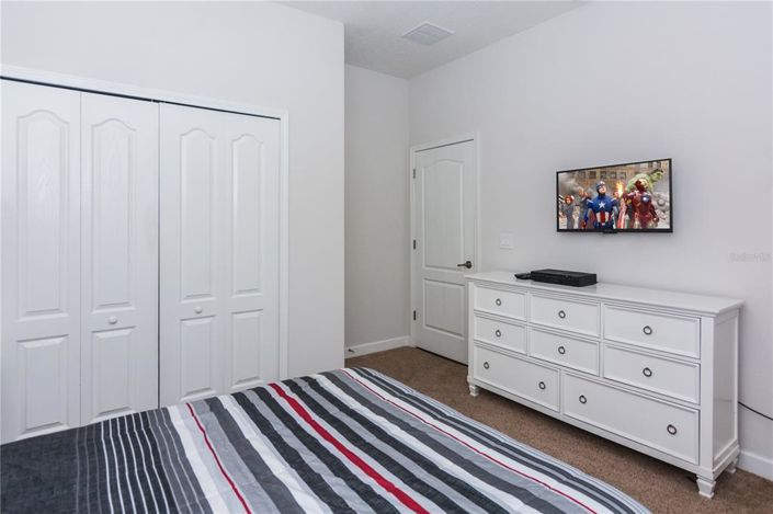 Image No.26-5 Bed Townhouse for sale