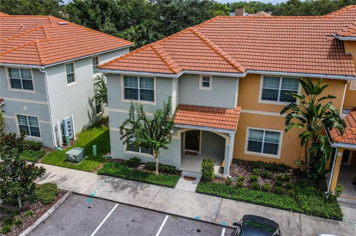 Image No.5-5 Bed Townhouse for sale