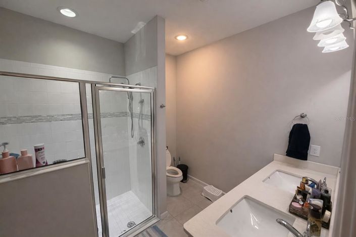 Image No.12-4 Bed House for sale