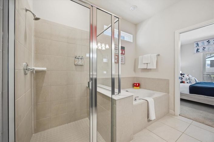 Image No.24-5 Bed House for sale