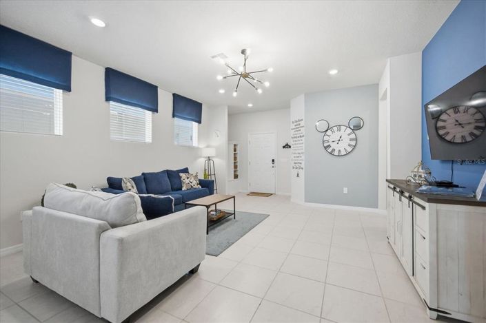 Image No.35-5 Bed House for sale