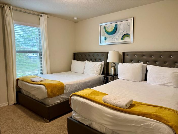 Image No.36-7 Bed House for sale