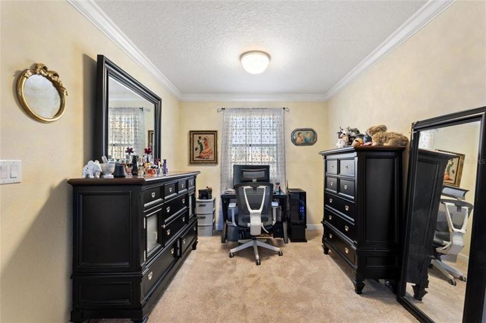 Image No.24-5 Bed House for sale