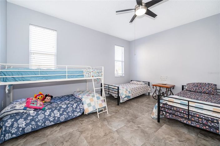 Image No.16-4 Bed House for sale