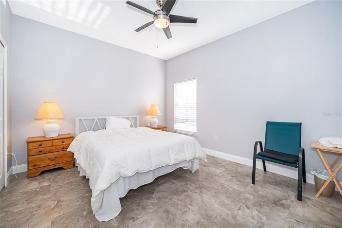 Image No.20-4 Bed House for sale