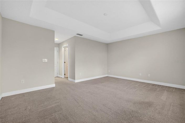 Image No.16-3 Bed Townhouse for sale