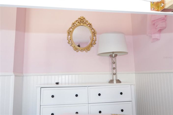 Image No.18-Maison de ville de 4 chambres à vendre à Saint John