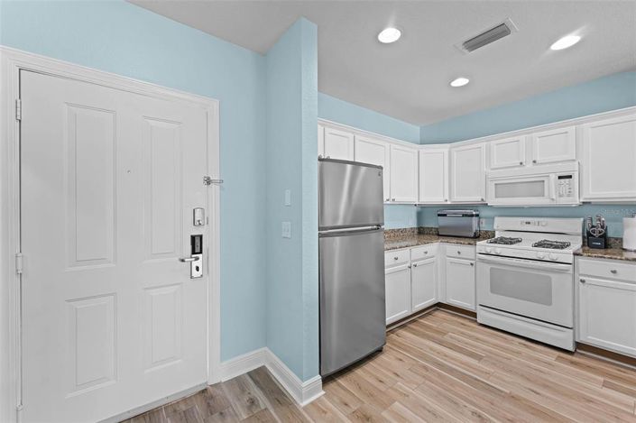 Image No.9-1 Bed Apartment for sale