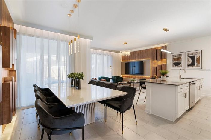 Image No.11-Maison de ville de 4 chambres à vendre à Saint John