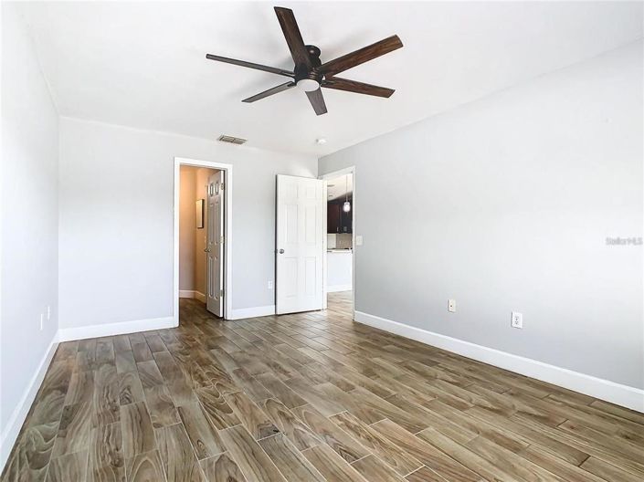 Image No.20-3 Bed House for sale