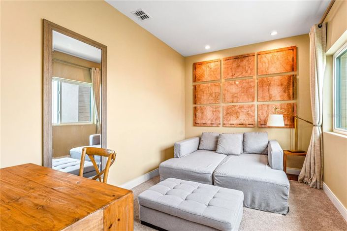 Image No.38-4 Bed Townhouse for sale