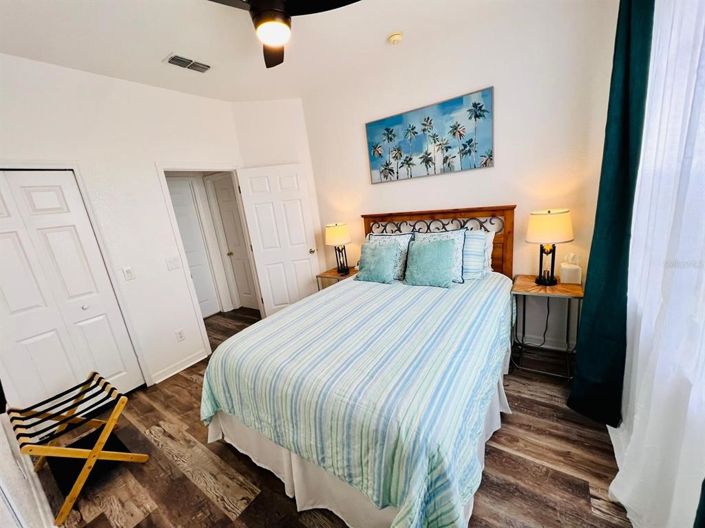 Image No.27-5 Bed House for sale