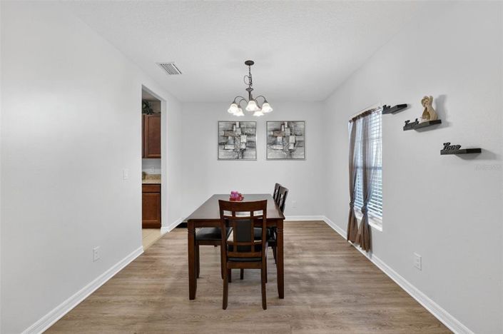 Image No.6-3 Bed House for sale