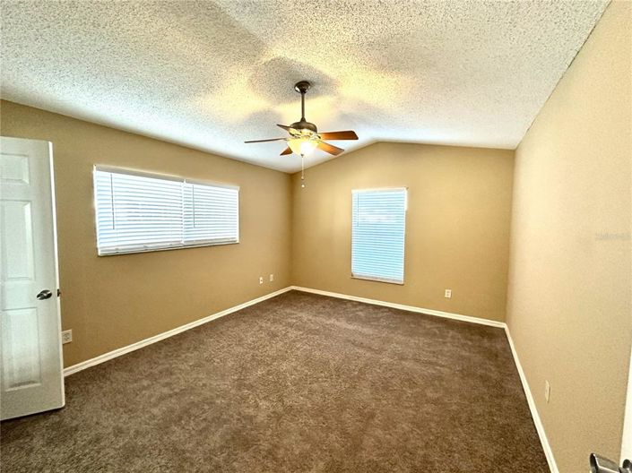 Image No.18-3 Bed House for sale