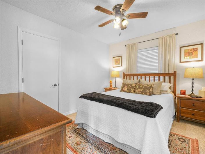 Image No.20-4 Bed House for sale