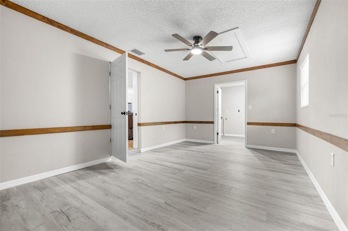 Image No.14-3 Bed House for sale