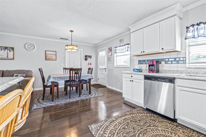 Image No.10-2 Bed House for sale