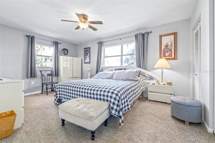 Image No.13-2 Bed House for sale