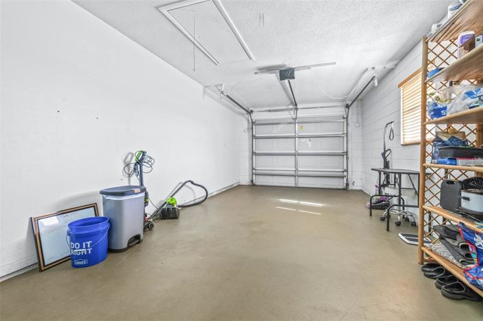 Image No.18-2 Bed House for sale