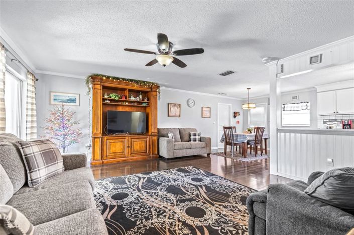 Image No.7-2 Bed House for sale