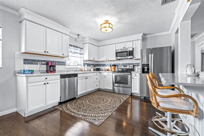 Image No.9-2 Bed House for sale