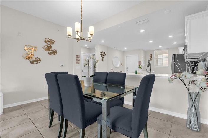 Image No.17-2 Bed Apartment for sale