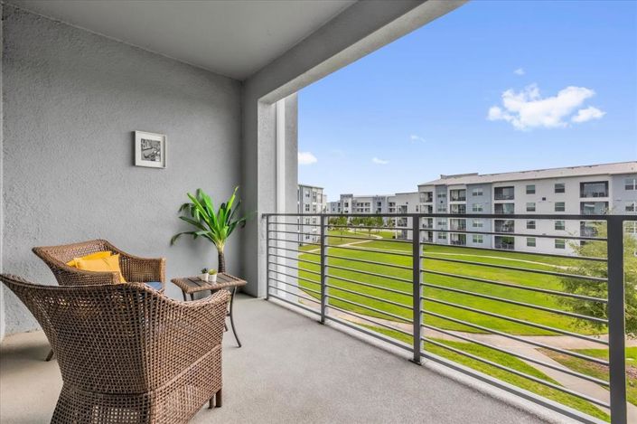 Image No.27-2 Bed Apartment for sale