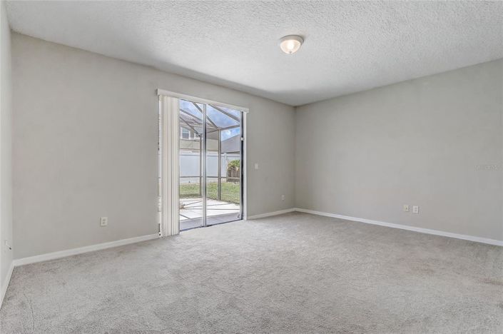 Image No.19-4 Bed House for sale