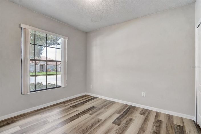 Image No.32-4 Bed House for sale