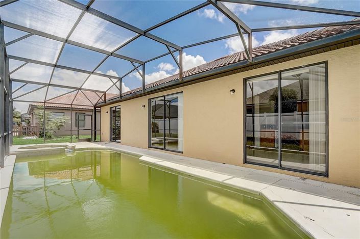 Image No.36-4 Bed House for sale