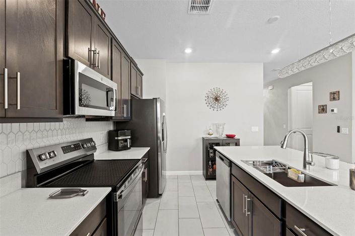 Image No.13-3 Bed House for sale