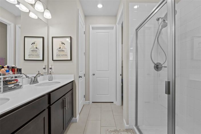 Image No.18-3 Bed House for sale