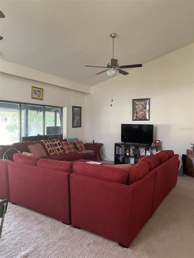 Image No.9-2 Bed Townhouse for sale