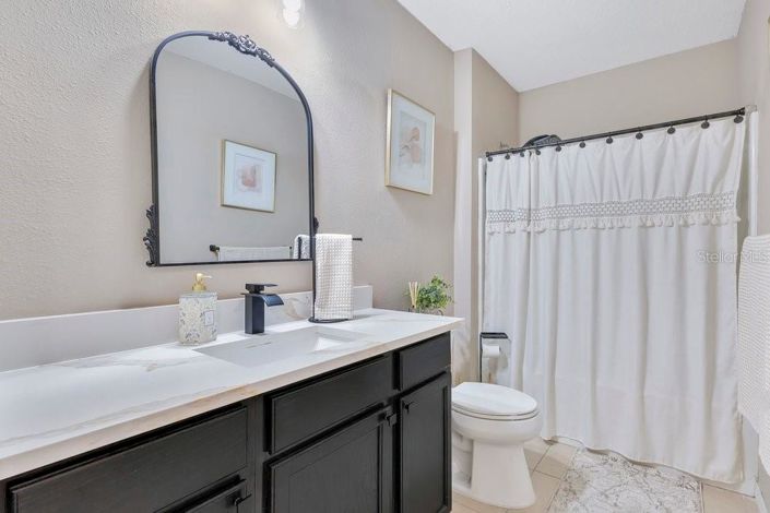 Image No.16-4 Bed House for sale