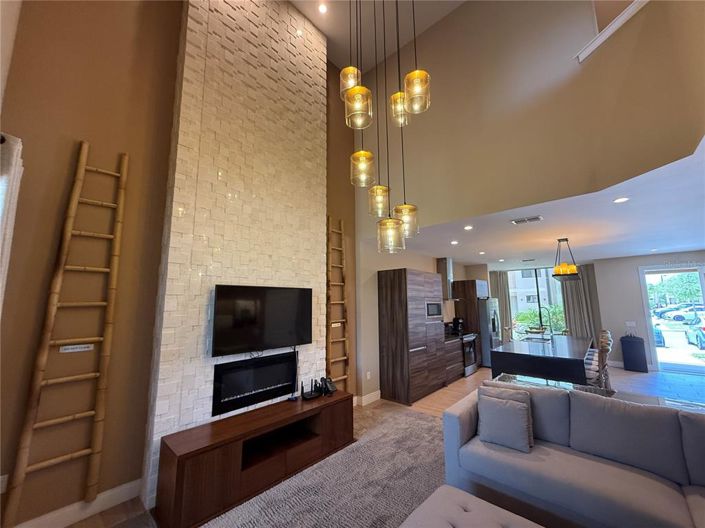 Image No.4-4 Bed Townhouse for sale