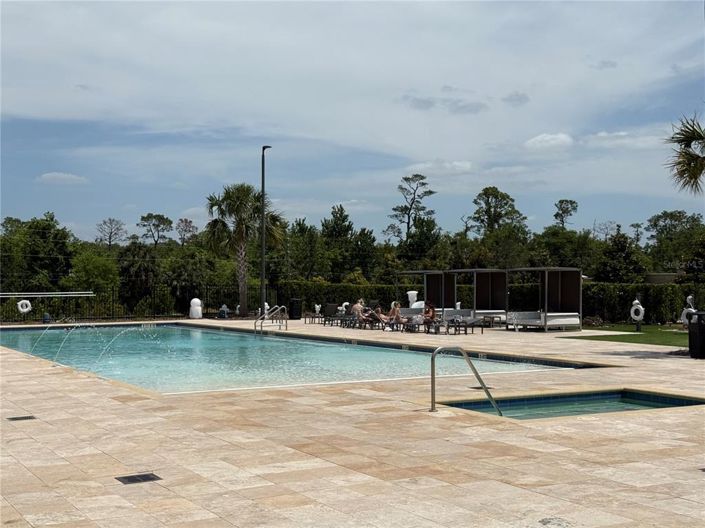 Image No.47-4 Bed Townhouse for sale