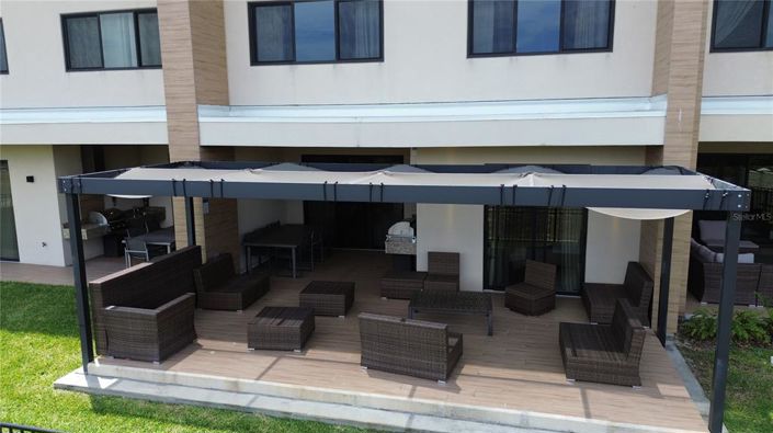 Image No.53-4 Bed Townhouse for sale